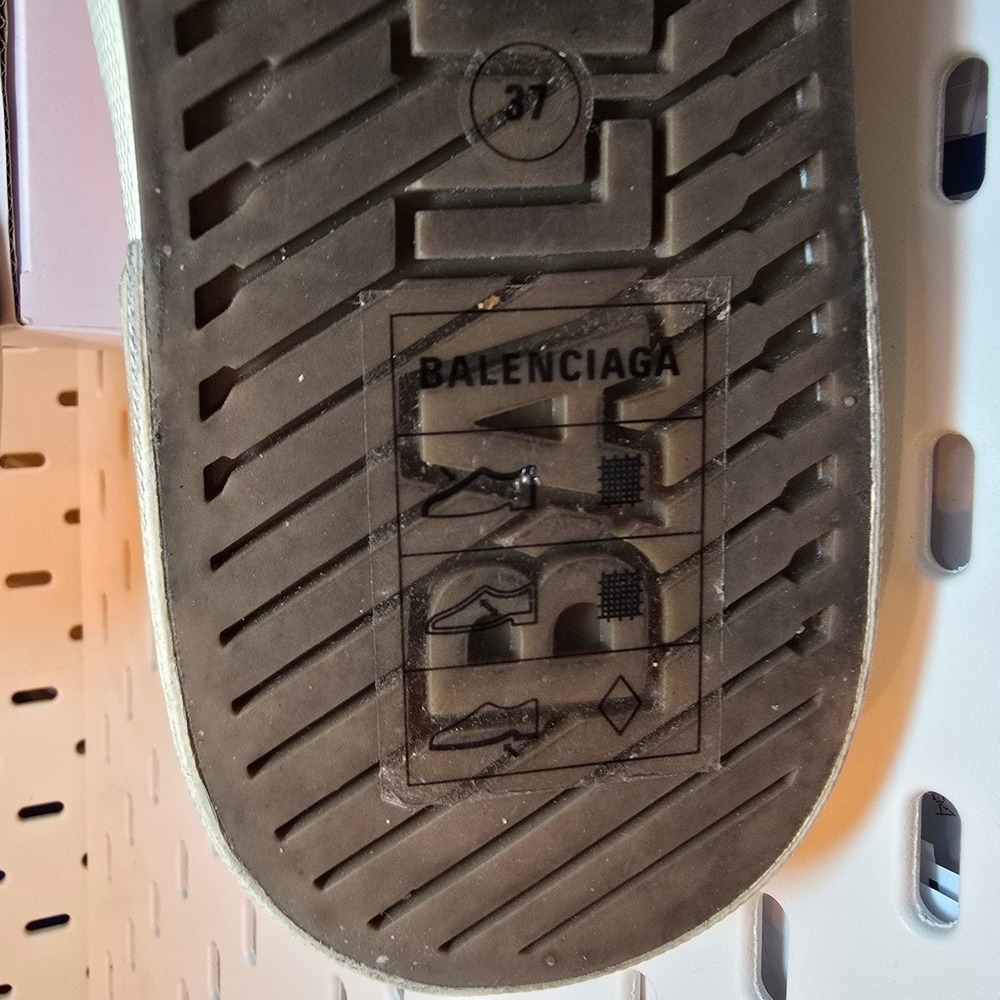 BALENCIAGA Womens Red Paris Canvas Mule Sneakers Sz 37 Distressed Streetwear Y2K - Picture 15 of 16